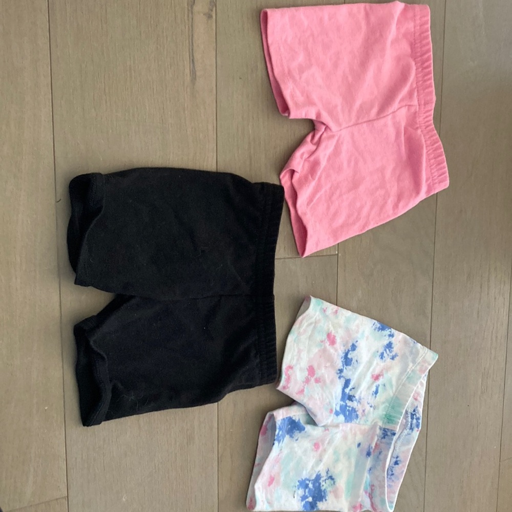 Baby biker shorts